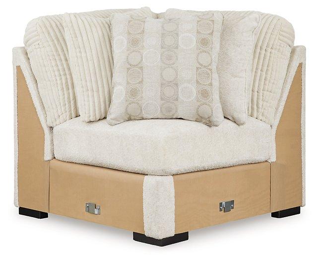 Chessington Sectional - Furniture 4 Less Outlet (Salinas,CA)