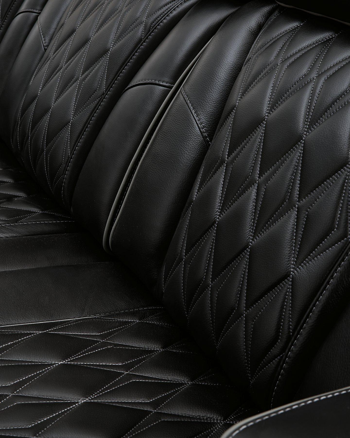 Boyington Power Recliner - Furniture 4 Less Outlet (Salinas,CA)