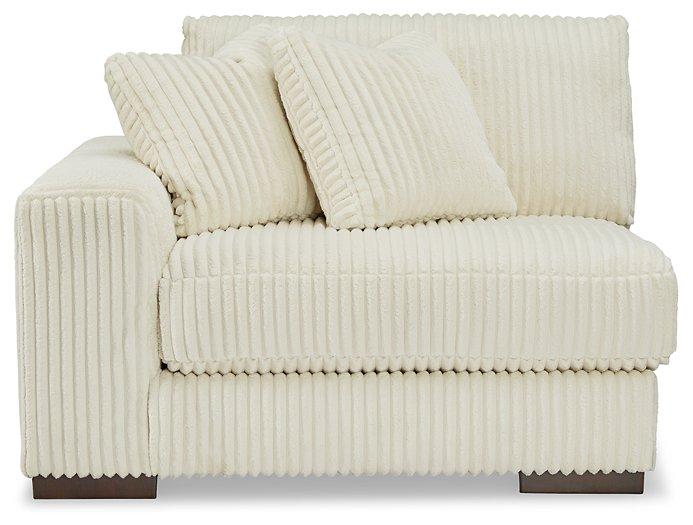Lindyn Sectional with Chaise - Furniture 4 Less Outlet (Salinas,CA)
