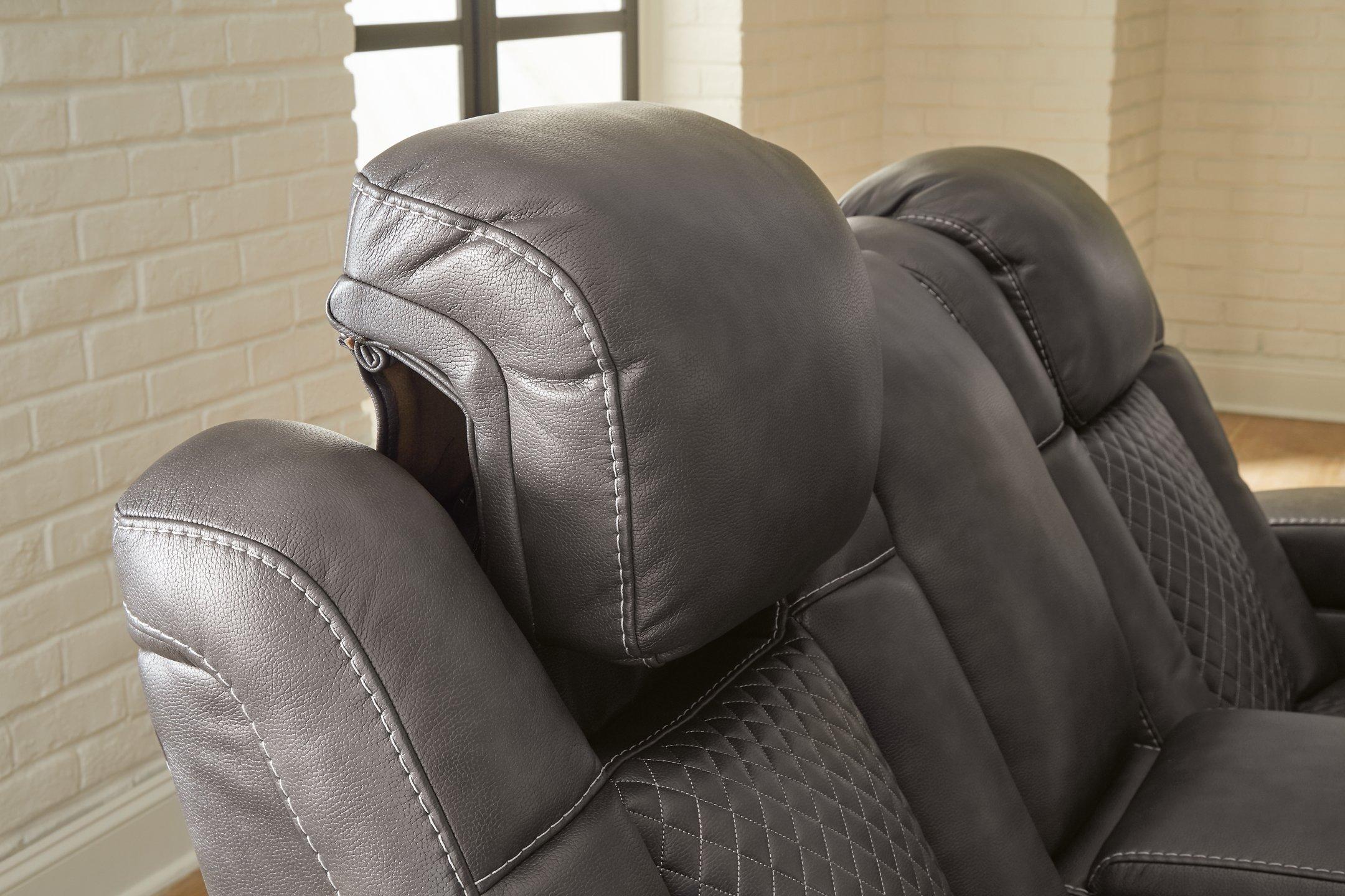 Fyne-Dyme Living Room Set - Furniture 4 Less Outlet (Salinas,CA)