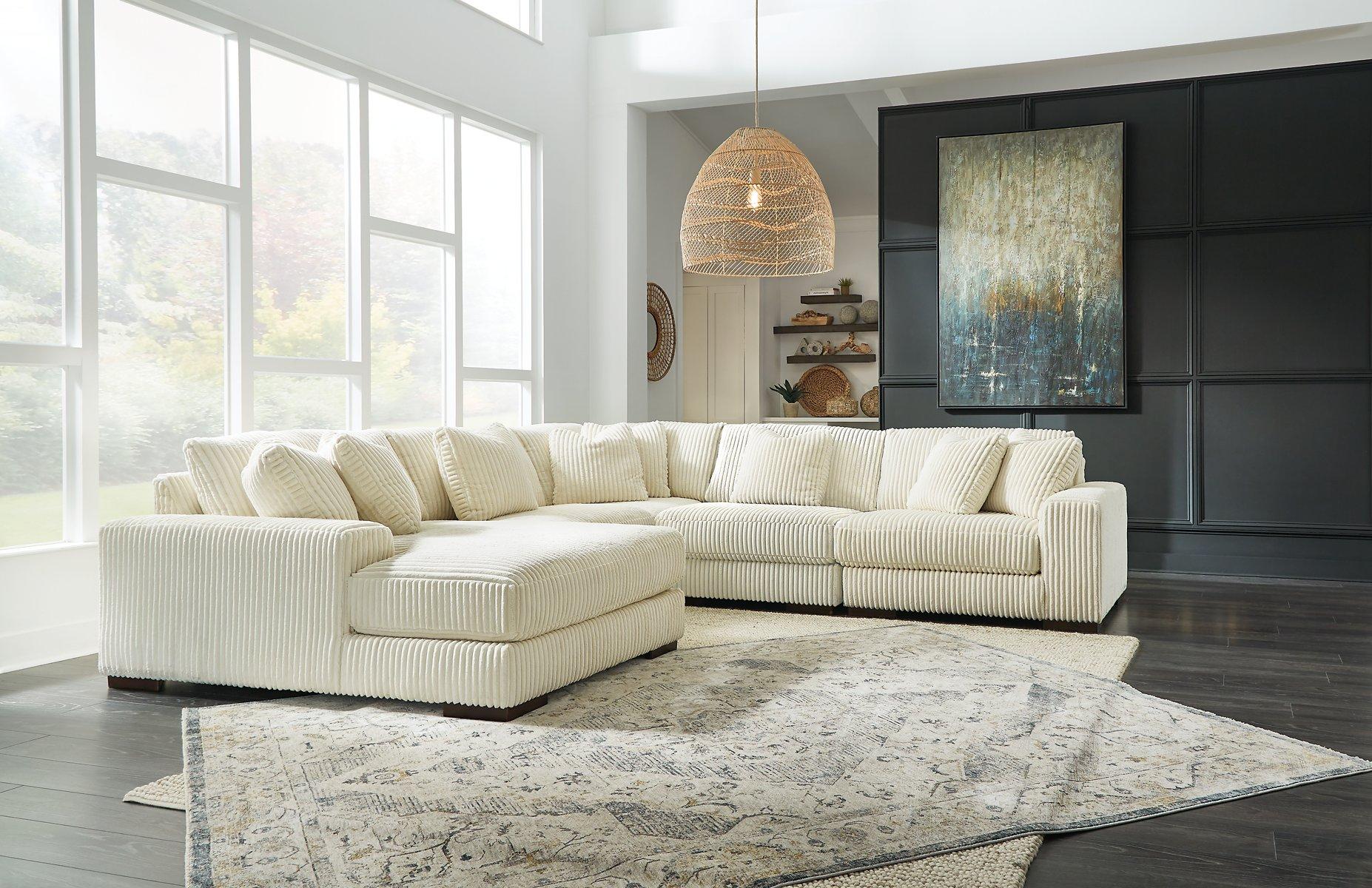Lindyn Sectional with Chaise - Furniture 4 Less Outlet (Salinas,CA)