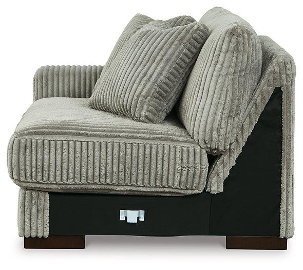 Lindyn Sectional - Furniture 4 Less Outlet (Salinas,CA)