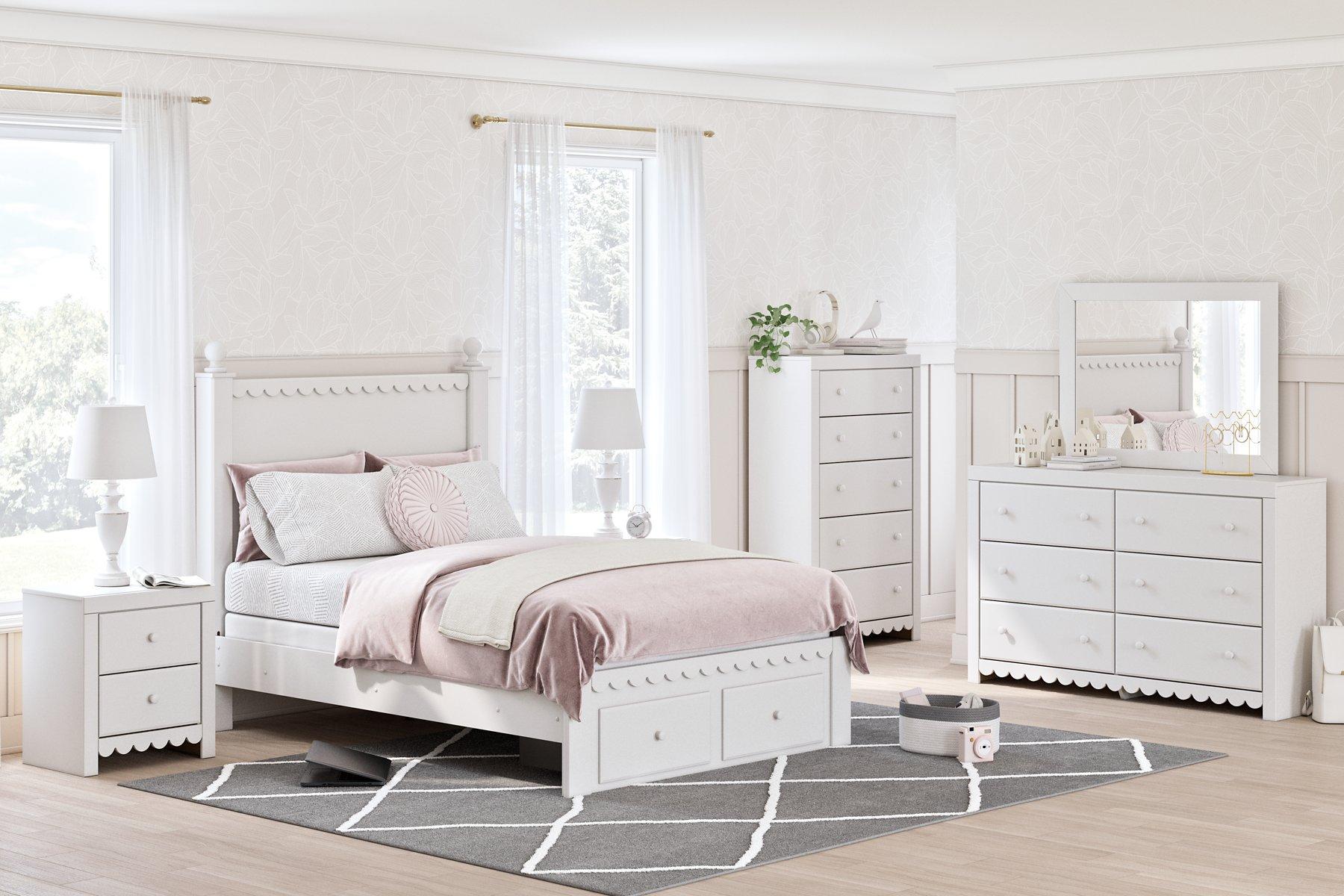 Mollviney Panel Storage Bed