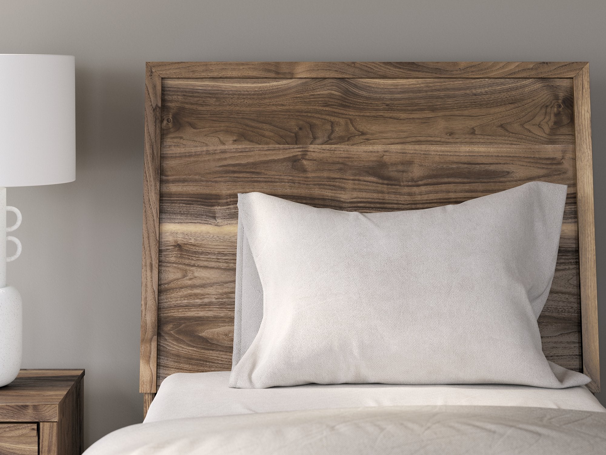 Chirason Bed - Furniture 4 Less Outlet (Salinas,CA)