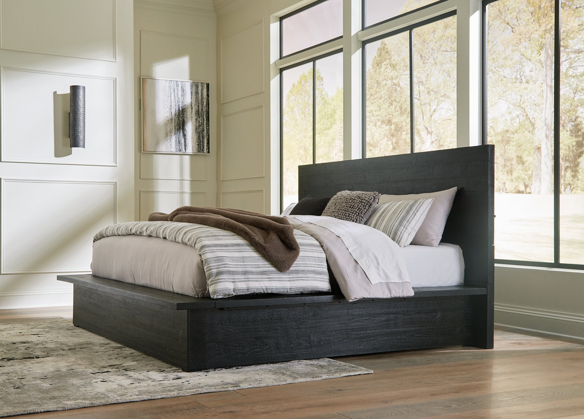 Londer Bed - Furniture 4 Less Outlet (Salinas,CA)