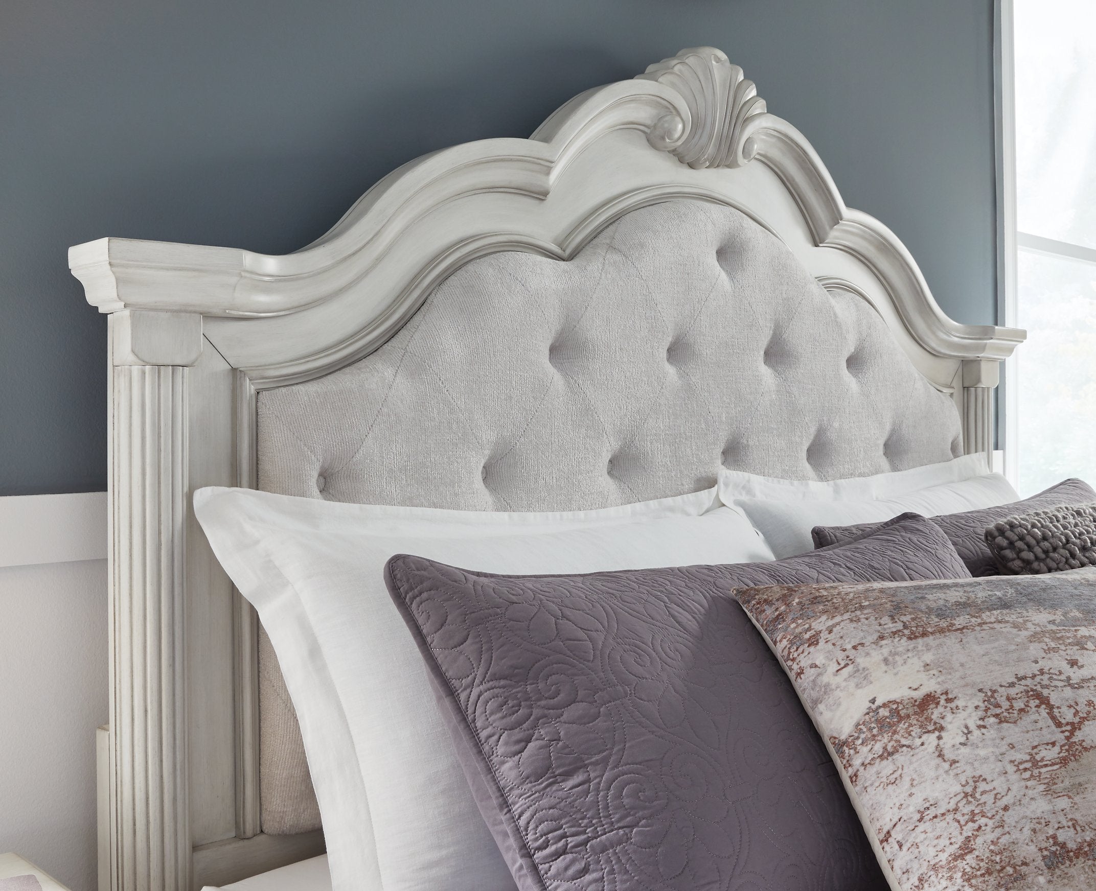 Montelaine Upholstered Bed - Furniture 4 Less Outlet (Salinas,CA)
