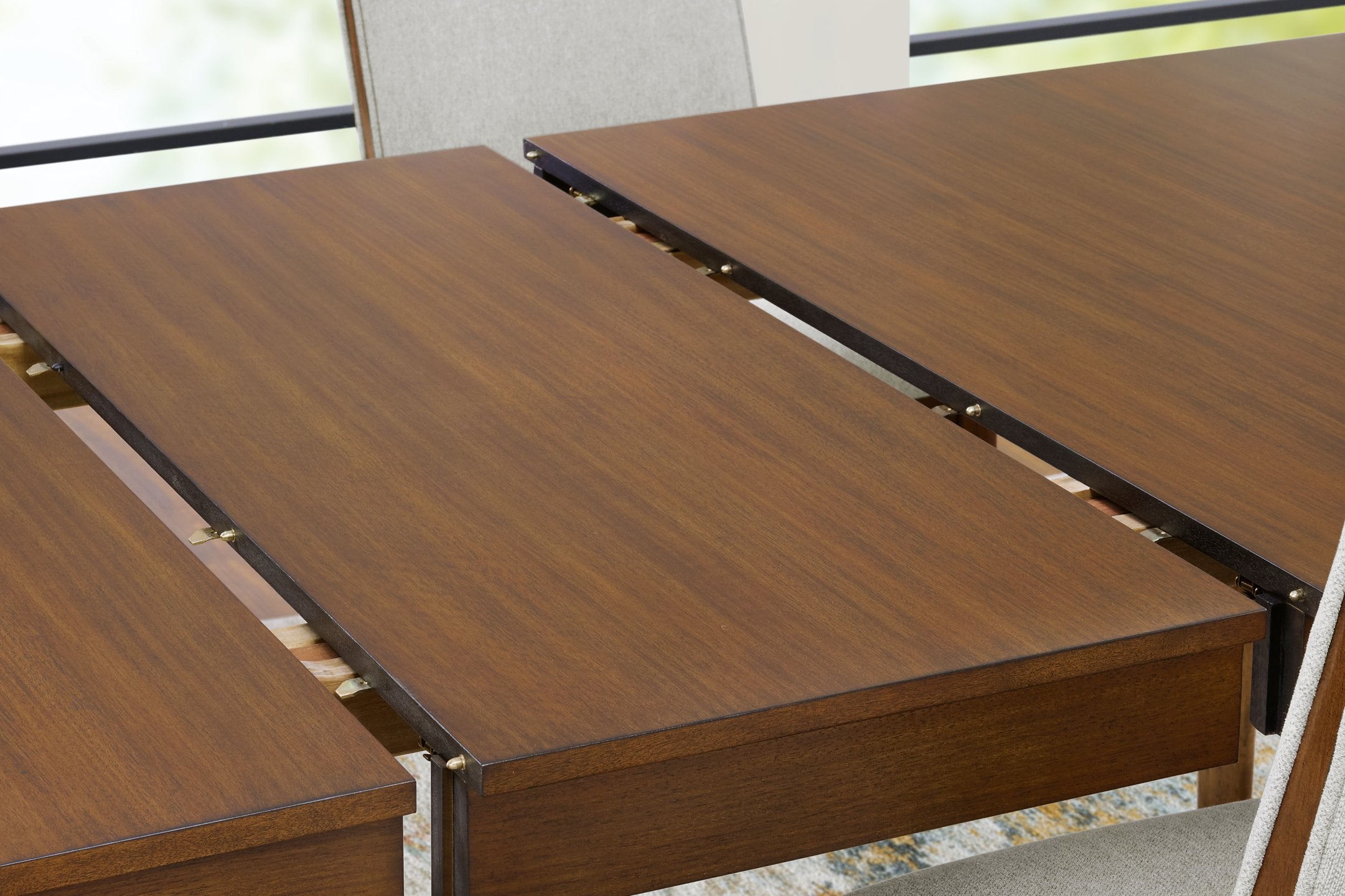 Lyncott Dining Extension Table - Furniture 4 Less Outlet (Salinas,CA)