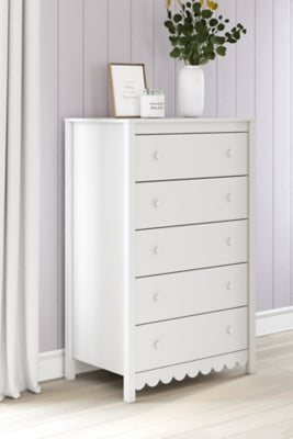 Hallityn Chest of Drawers - Furniture 4 Less Outlet (Salinas,CA)
