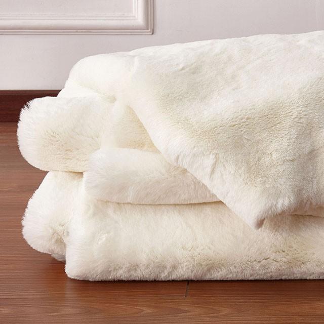 Caparica Off White Throw, Off White - Furniture 4 Less Outlet (Salinas,CA)
