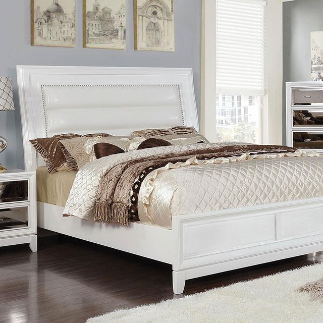 Golva E.King & Queen Bed White & Silver - Furniture 4 Less Outlet (Salinas,CA)