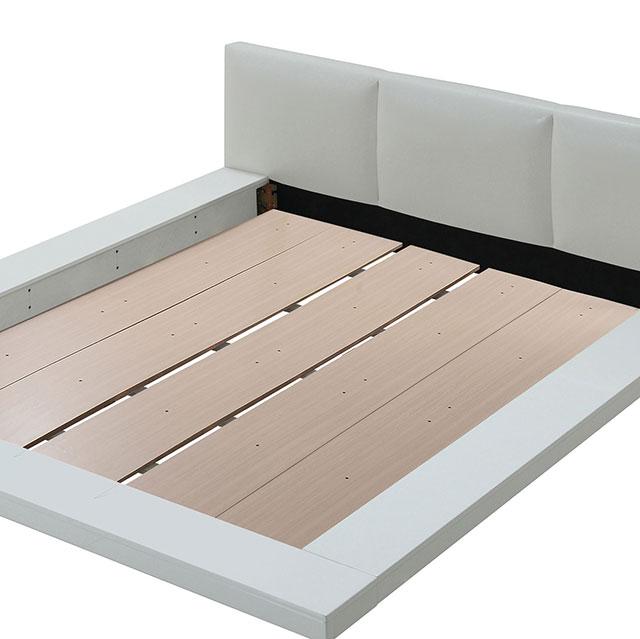 Christie Glossy White E.King Bed - Furniture 4 Less Outlet (Salinas,CA)