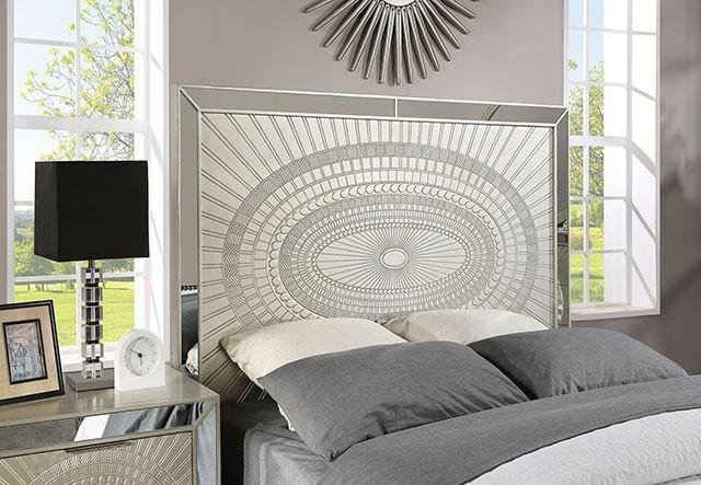 VALLETTA E.King & Queen Bed - Furniture 4 Less Outlet (Salinas,CA)