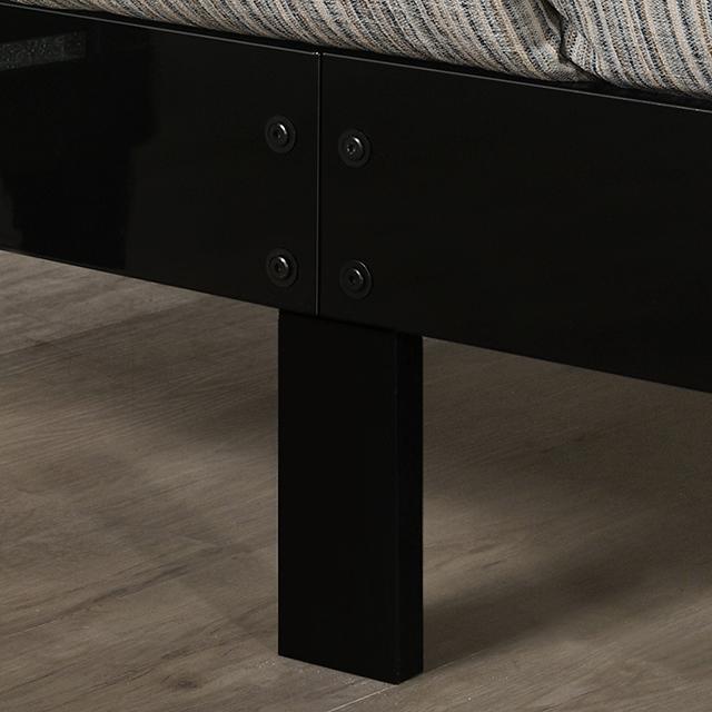 Magdeburg Bed Black & White - Furniture 4 Less Outlet (Salinas,CA)