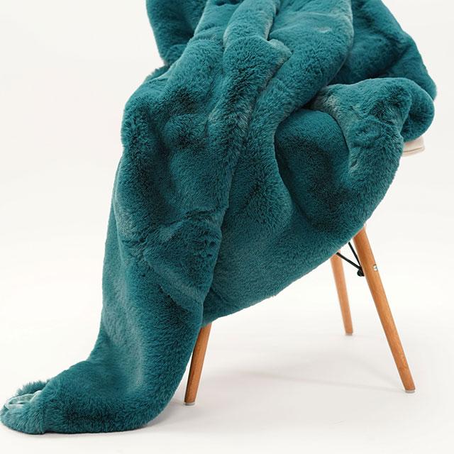 Caparica Throw Blanket - Furniture 4 Less Outlet (Salinas,CA)