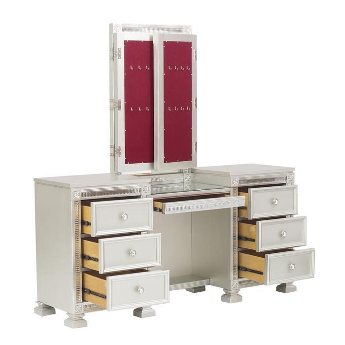 Bevelle (4)Vanity Dresser with Mirror - Furniture 4 Less Outlet (Salinas,CA)