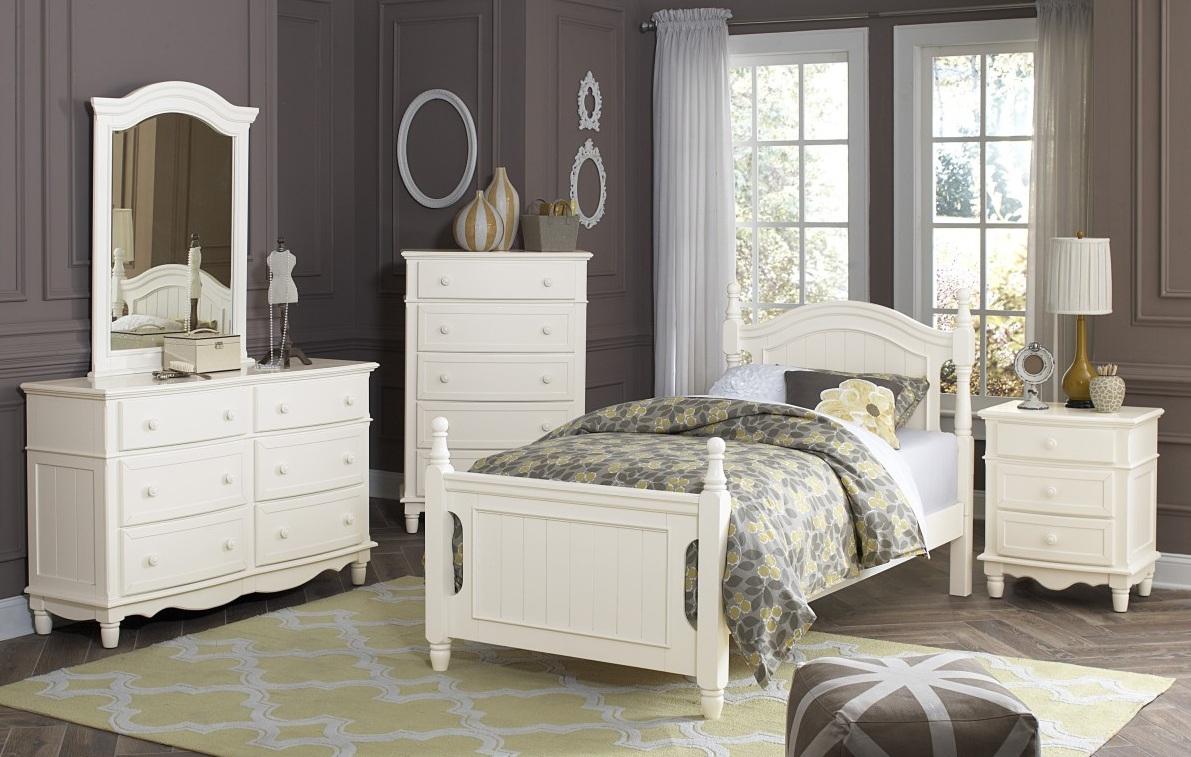 Clementine Twin Bed in White B1799T-1 - Furniture 4 Less Outlet (Salinas,CA)