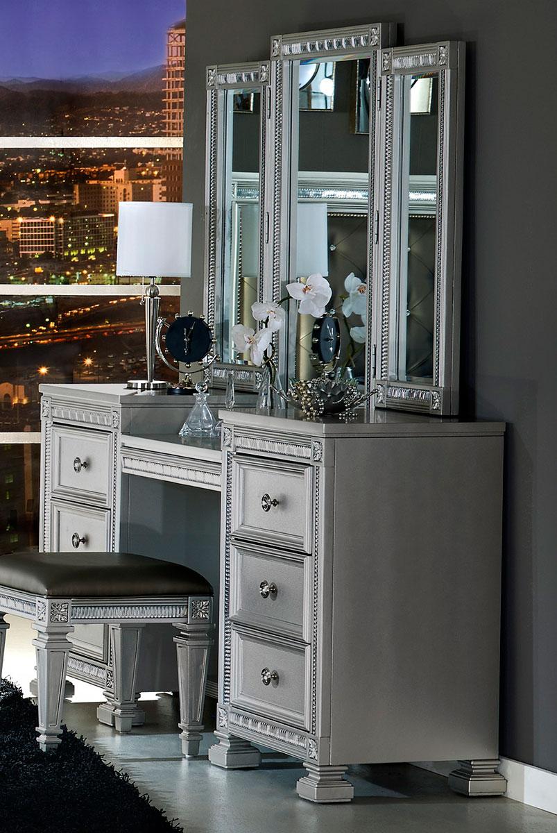 Bevelle Vanity Stool in Silver 1958-14 - Furniture 4 Less Outlet (Salinas,CA)