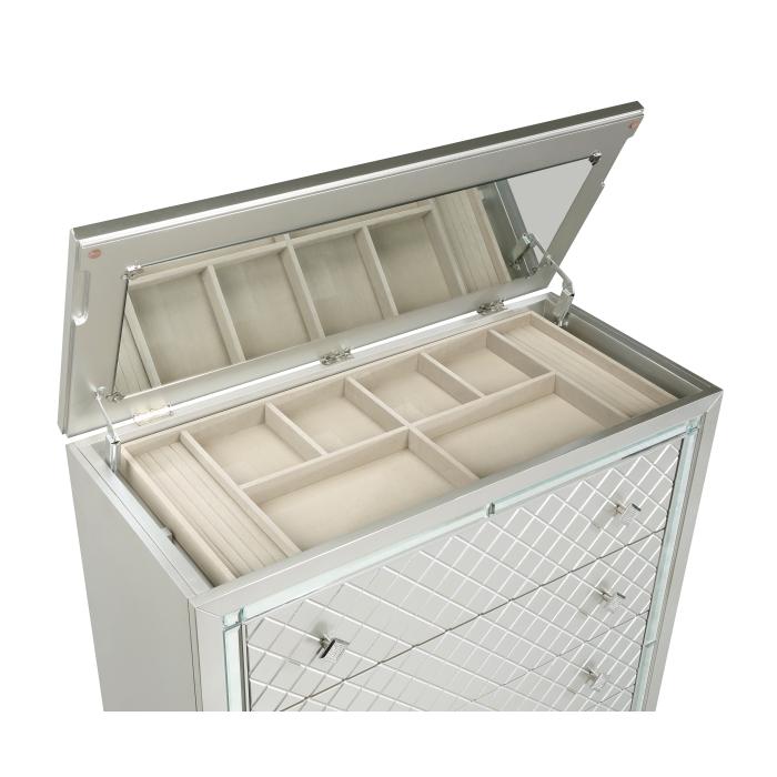 Leesa Chest - Furniture 4 Less Outlet (Salinas,CA)