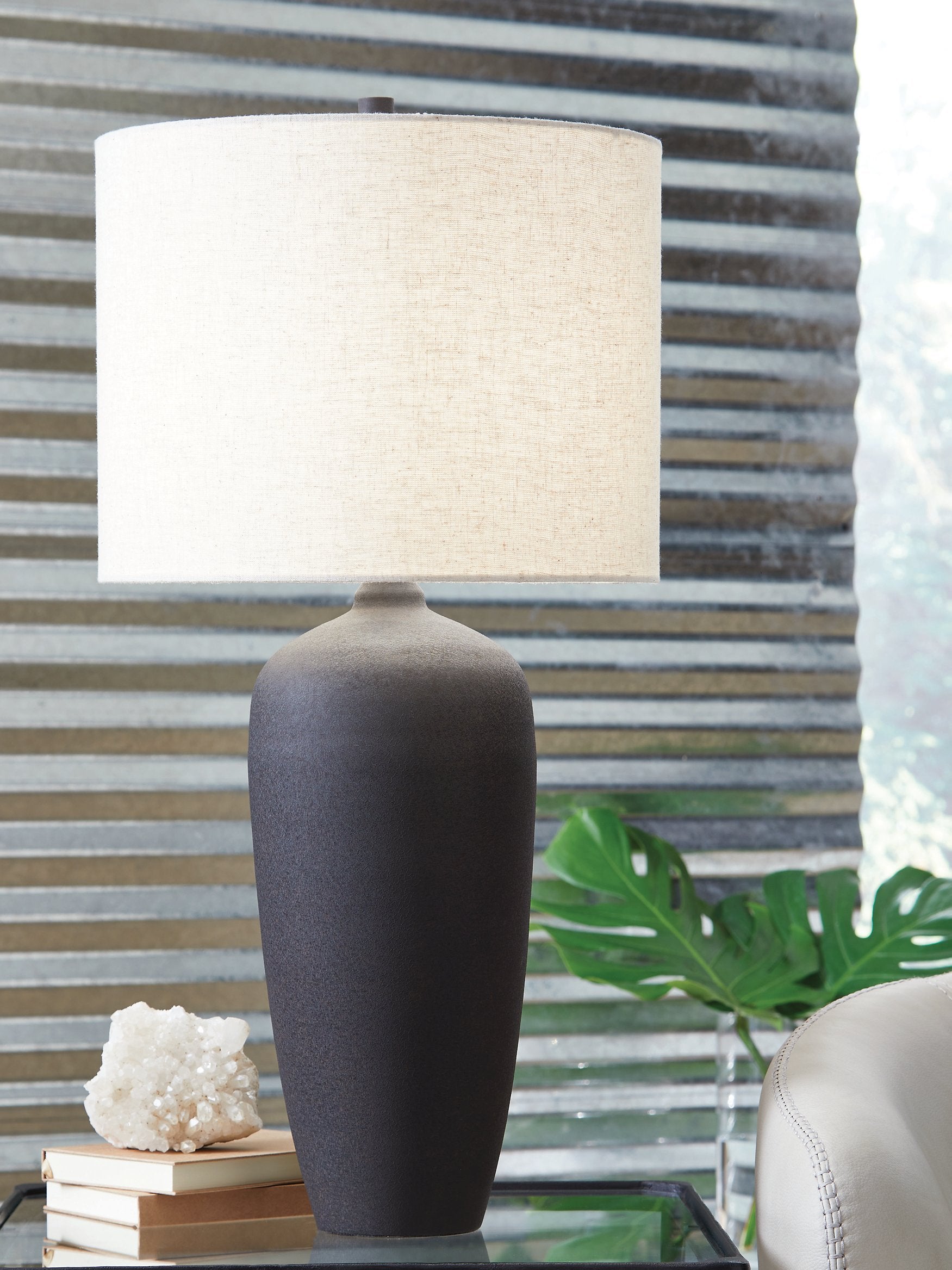 Ryenburg Table Lamp - Furniture 4 Less Outlet (Salinas,CA)