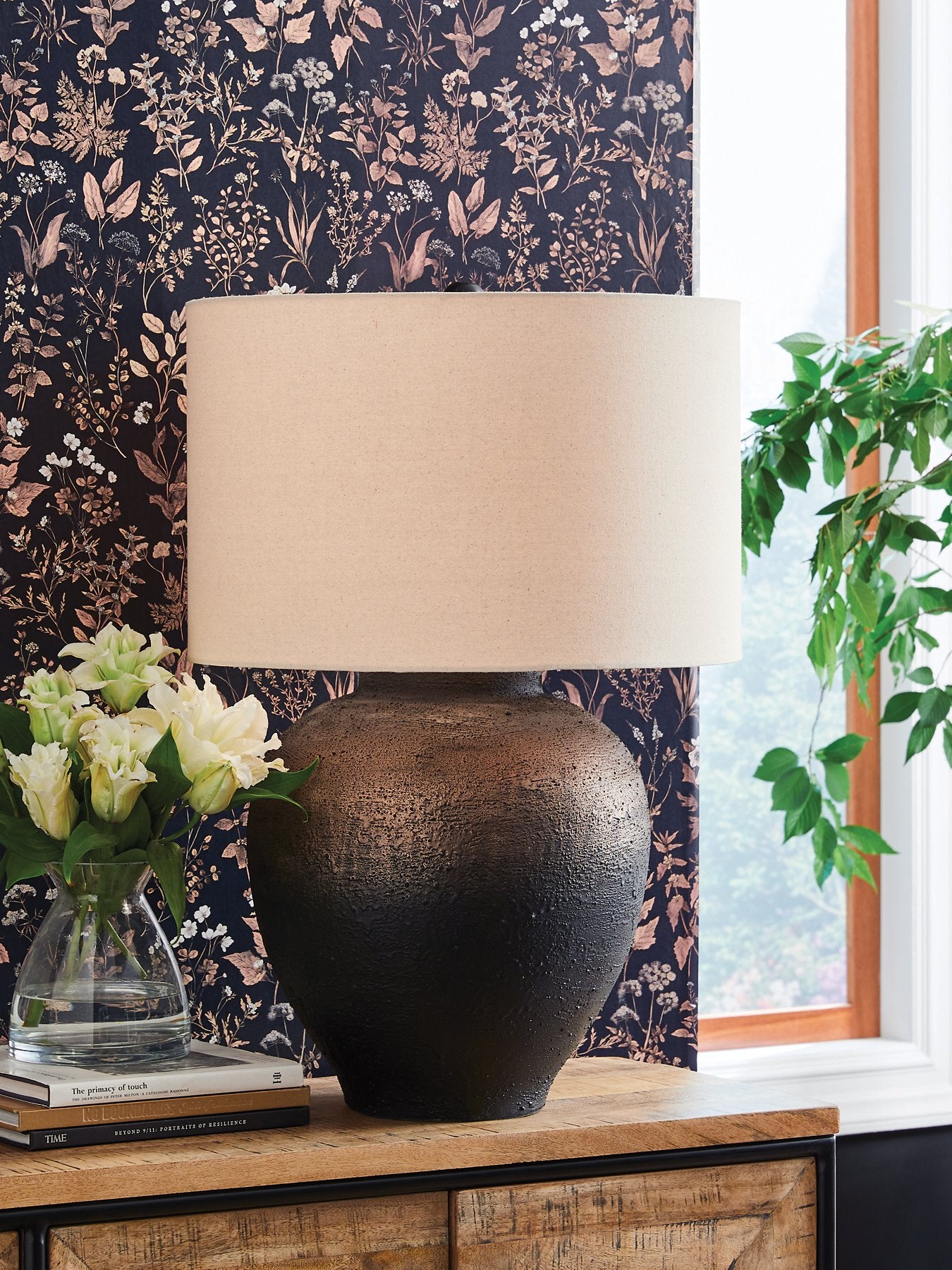 Newgerhard Table Lamp - Furniture 4 Less Outlet (Salinas,CA)