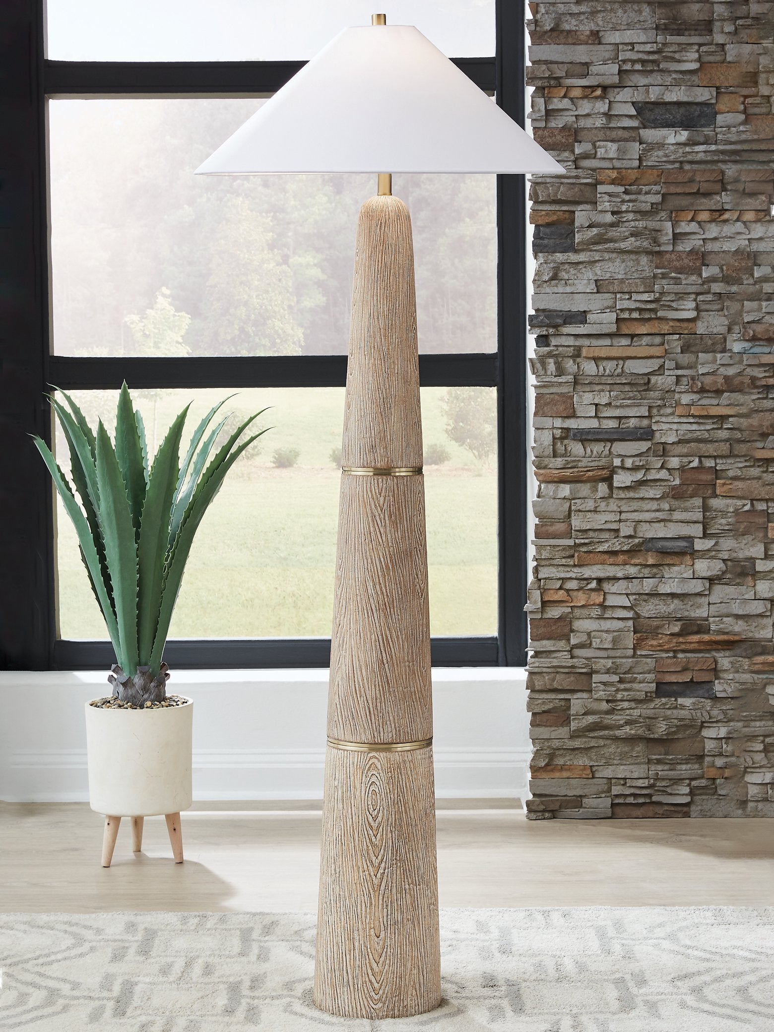 Gasparleigh Floor Lamp - Furniture 4 Less Outlet (Salinas,CA)