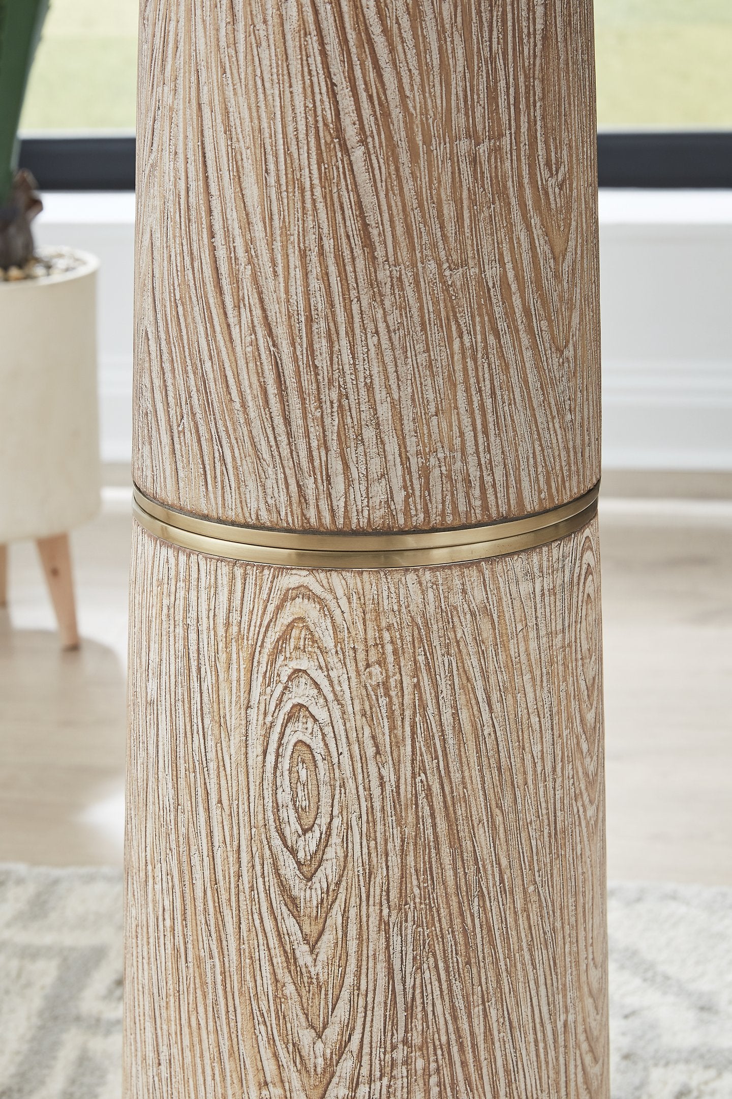 Gasparleigh Floor Lamp - Furniture 4 Less Outlet (Salinas,CA)