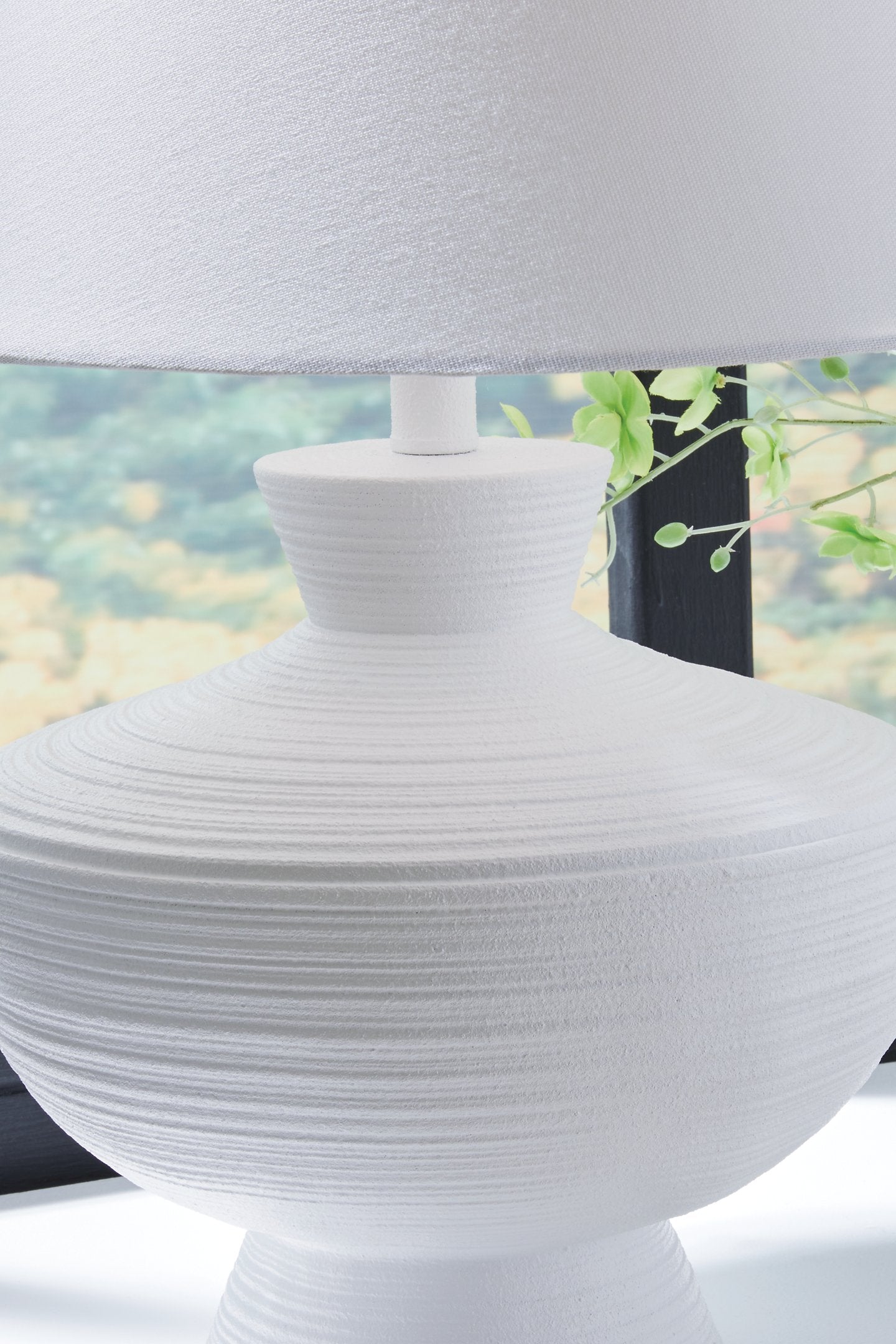 Harelwood Table Lamp - Furniture 4 Less Outlet (Salinas,CA)