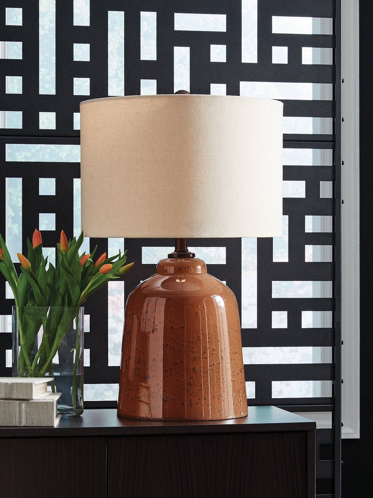 Aaleahya Table Lamp - Furniture 4 Less Outlet (Salinas,CA)