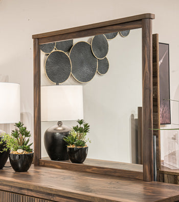 Pamytta Dresser and Mirror - Furniture 4 Less Outlet (Salinas,CA)