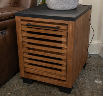 Kallari Chairside End Table - Furniture 4 Less Outlet (Salinas,CA)