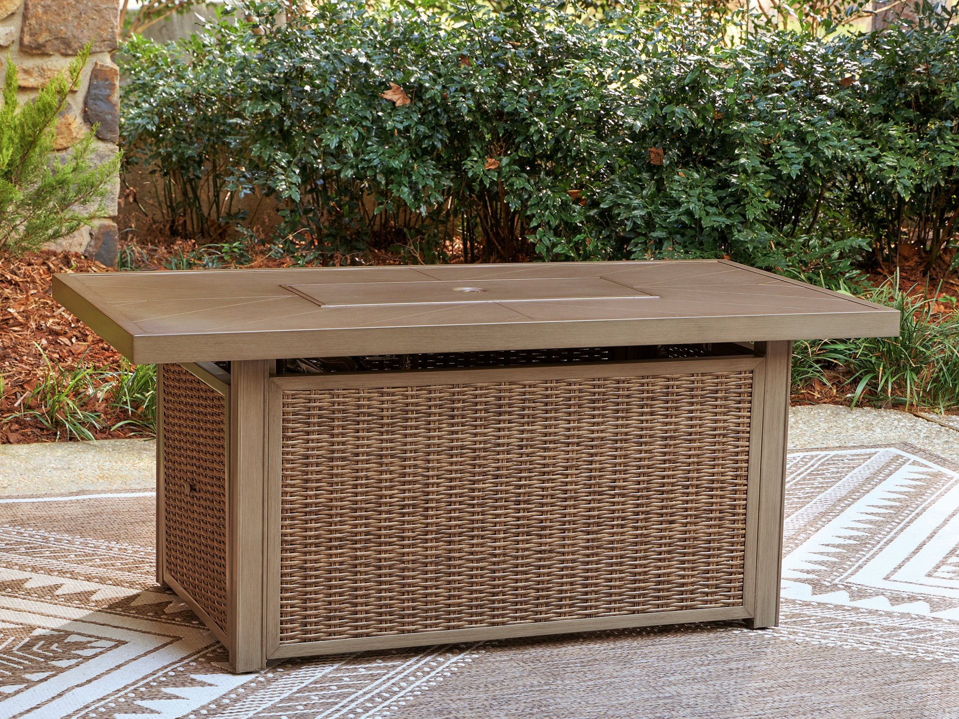Laguna Heights Outdoor Fire Pit Table - Furniture 4 Less Outlet (Salinas,CA)