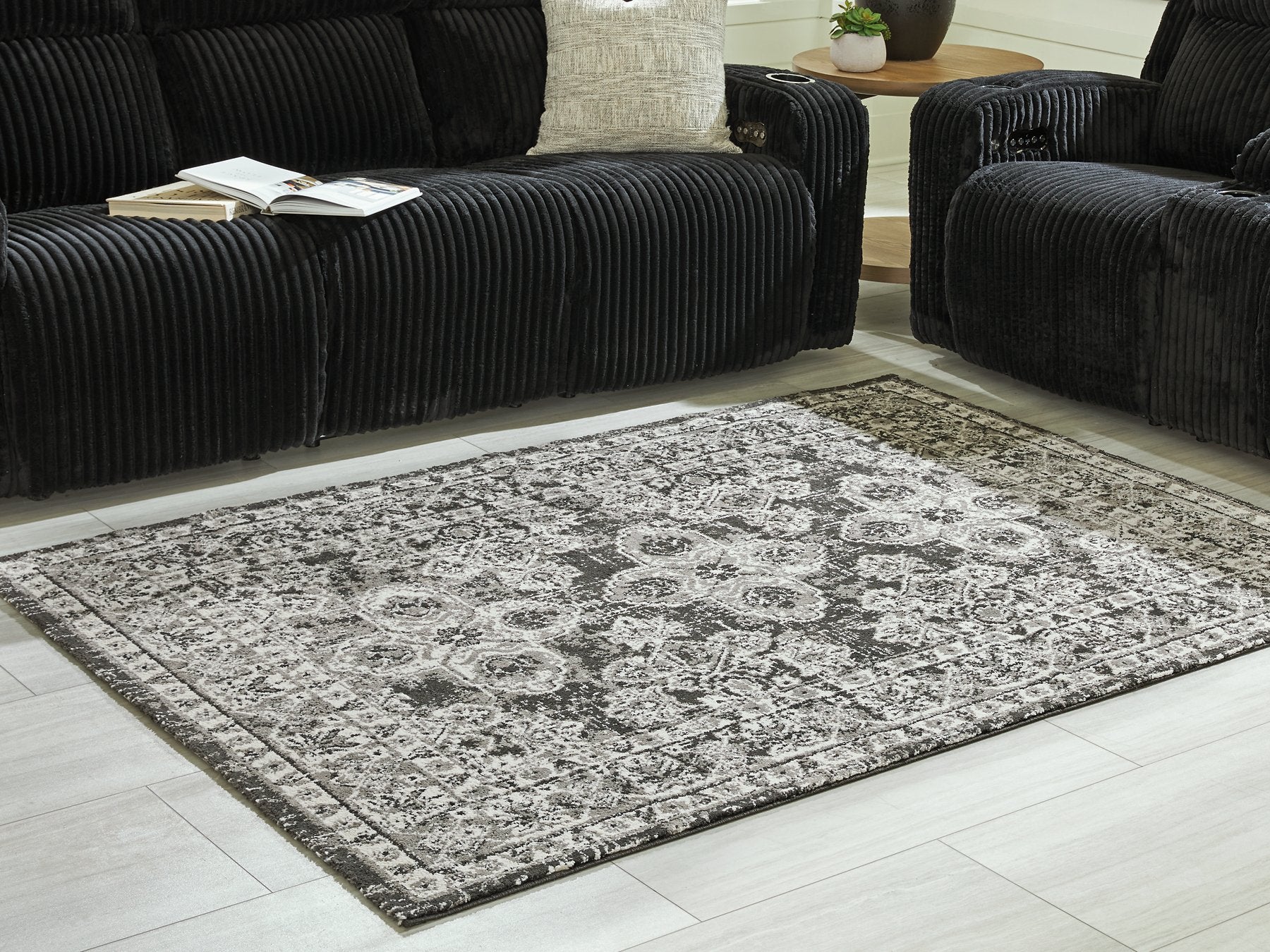 Glennisman Large Rug - Furniture 4 Less Outlet (Salinas,CA)