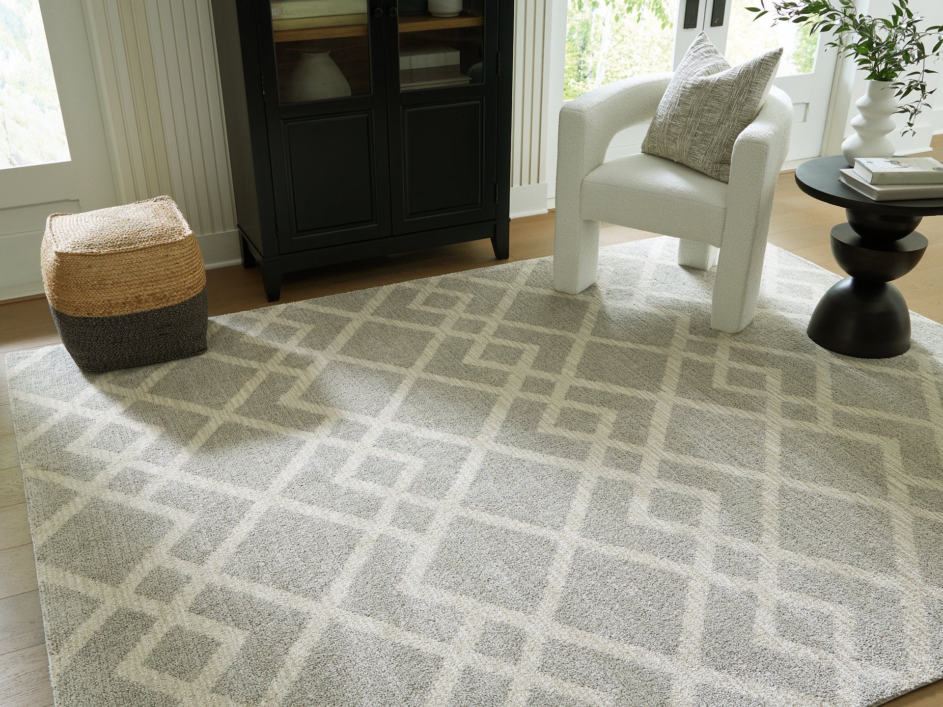 Unawick Large Rug - Furniture 4 Less Outlet (Salinas,CA)