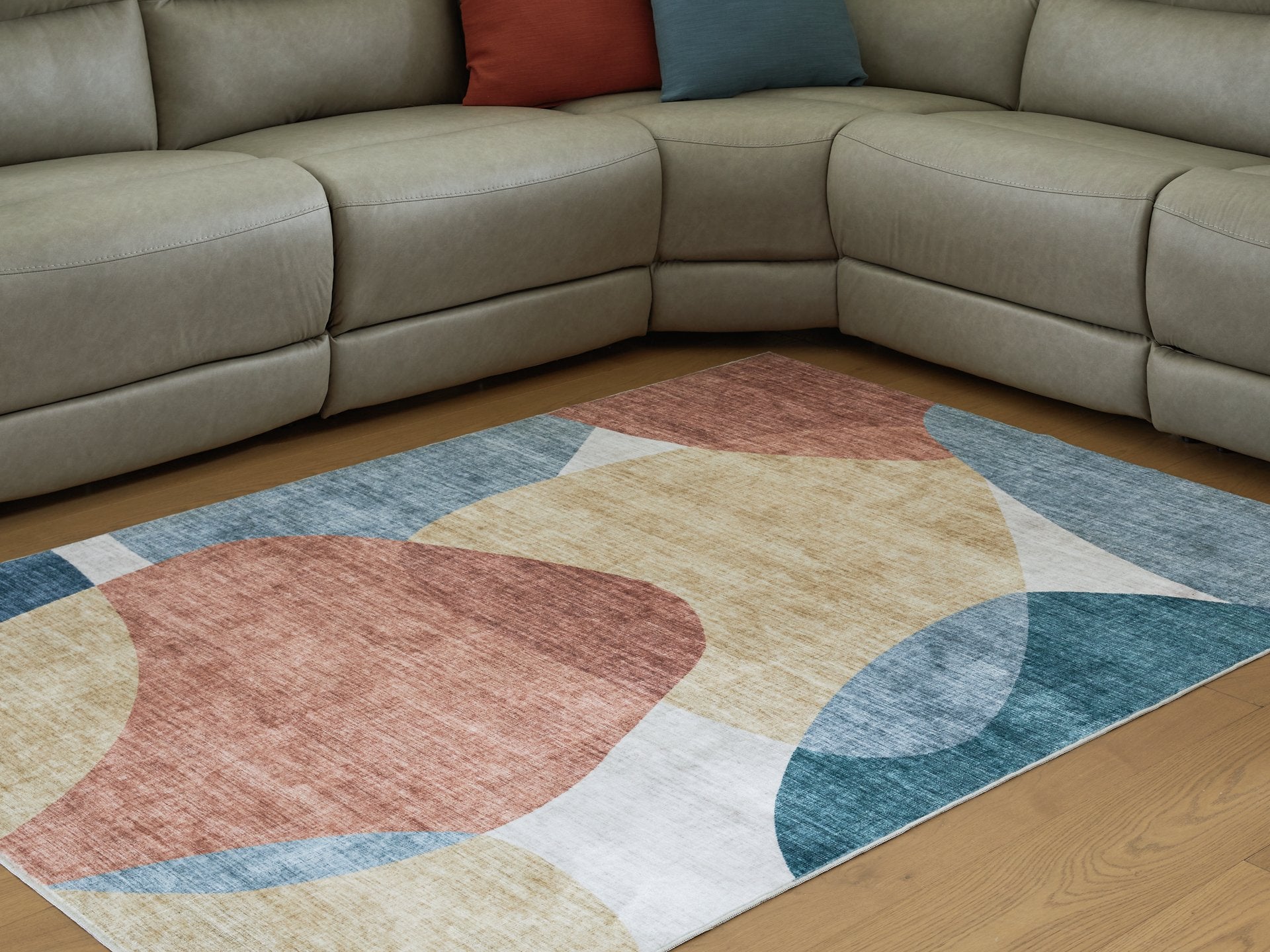 Chanleigh Washable 5' x 7' Area Rug - Furniture 4 Less Outlet (Salinas,CA)