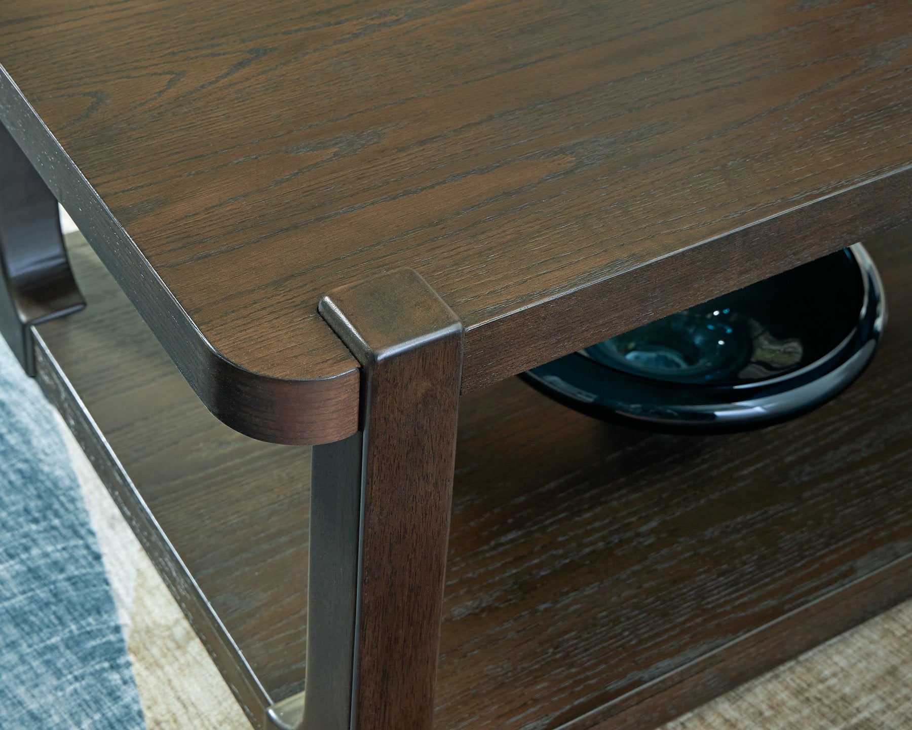 Breckington Coffee Table - Furniture 4 Less Outlet (Salinas,CA)
