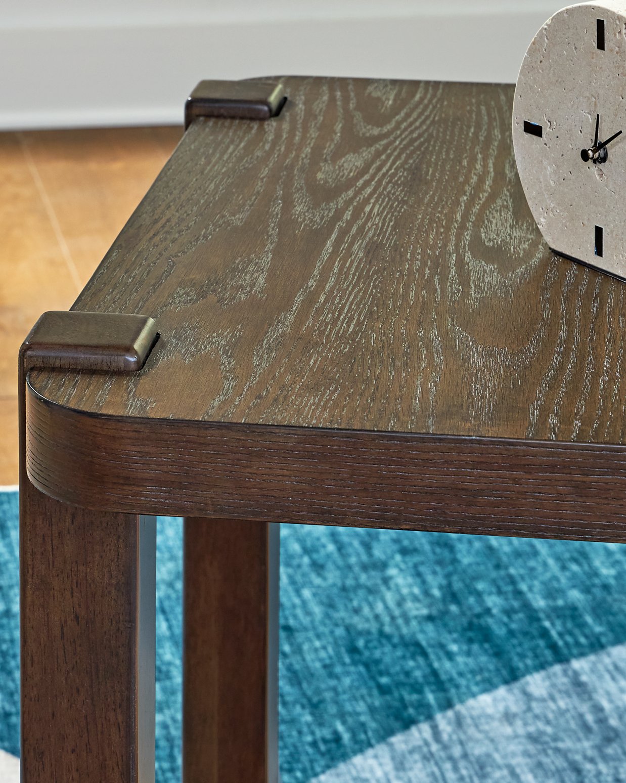 Breckington End Table - Furniture 4 Less Outlet (Salinas,CA)