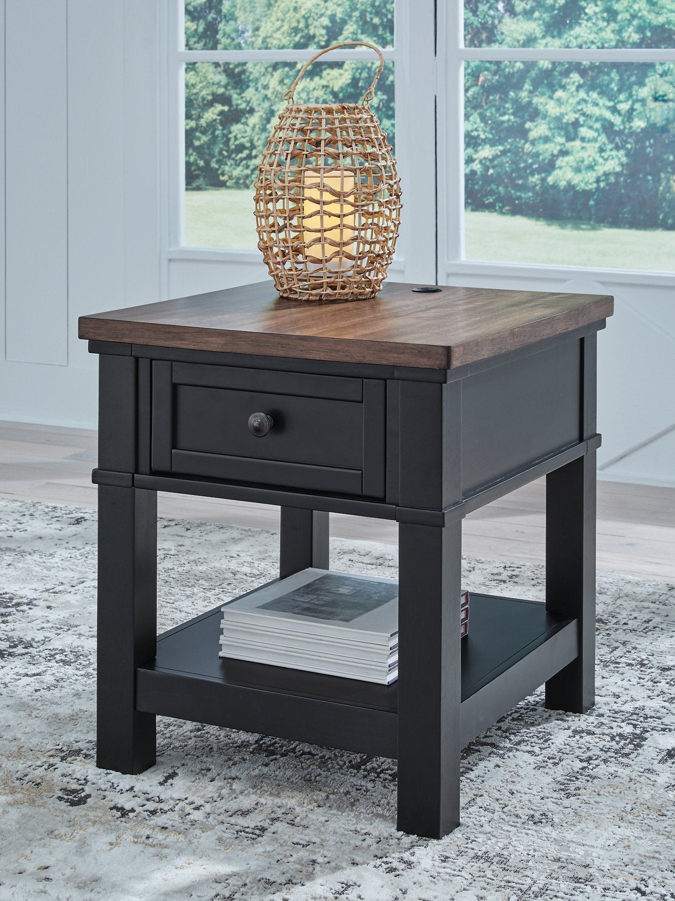 Wildenauer End Table - Furniture 4 Less Outlet (Salinas,CA)