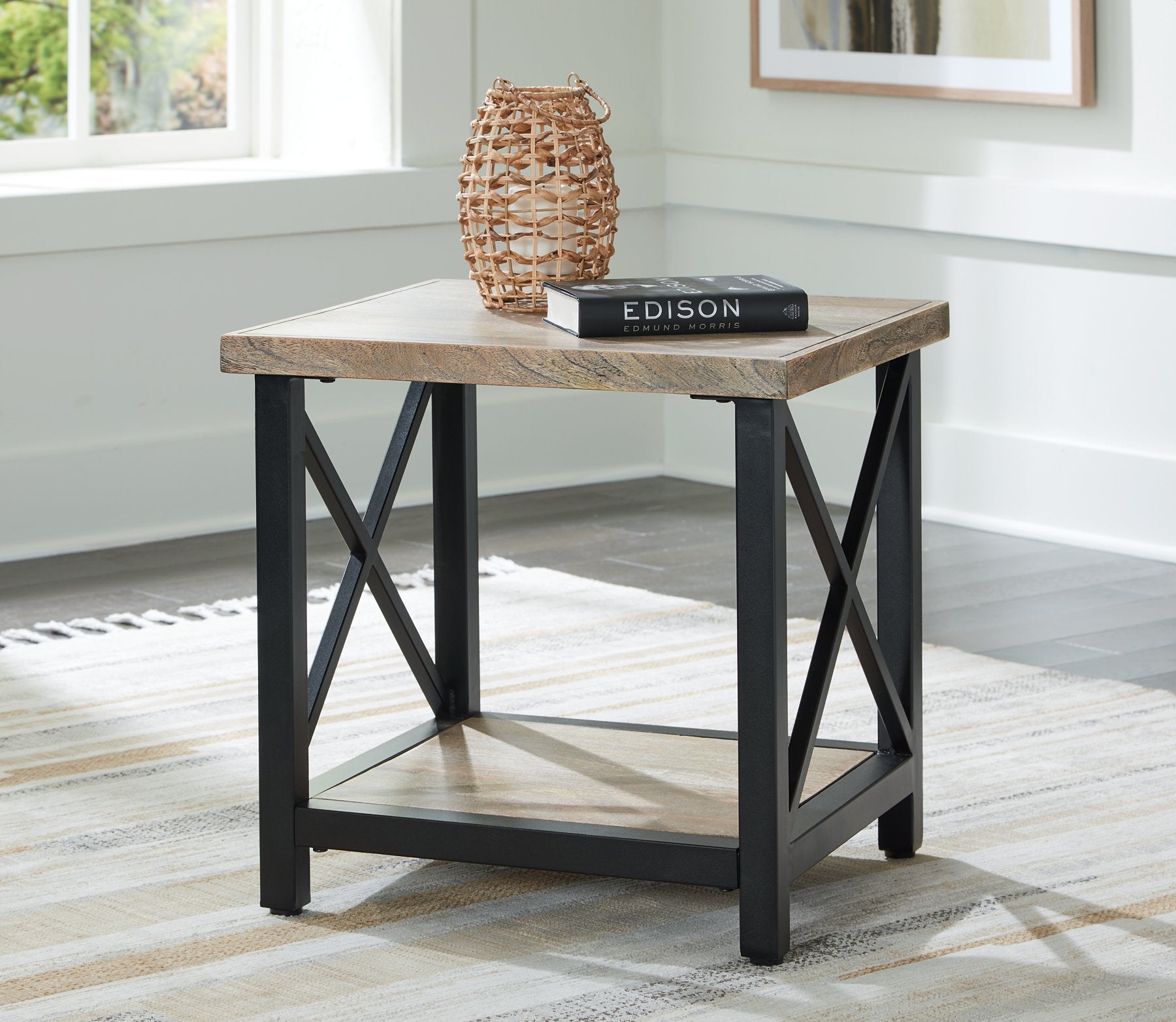 Bristenfort End Table - Furniture 4 Less Outlet (Salinas,CA)