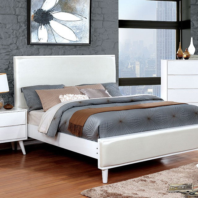 Lennart E.King Bed - Furniture 4 Less Outlet (Salinas,CA)