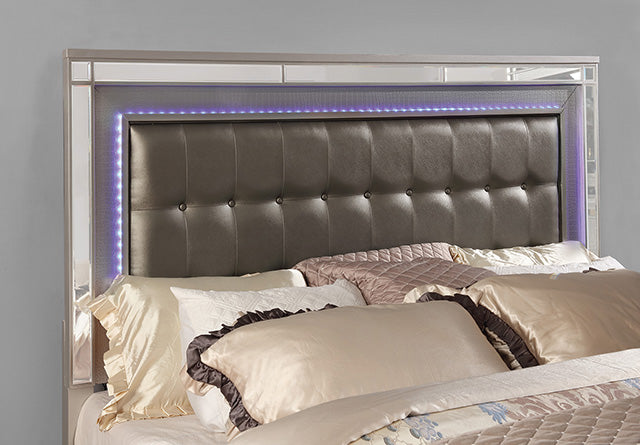 Brachium Silver E.King Bed - Furniture 4 Less Outlet (Salinas,CA)
