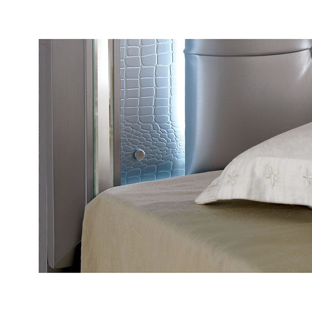 BELLANOVA Silver E.King Bed - Furniture 4 Less Outlet (Salinas,CA)