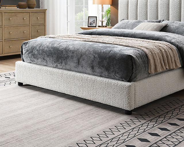Traverso E.King, Full, & Queen Bed - Furniture 4 Less Outlet (Salinas,CA)