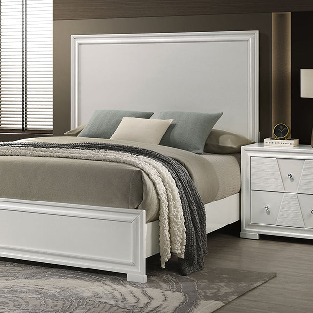 Holsted E.King & Queen Bed - Furniture 4 Less Outlet (Salinas,CA)