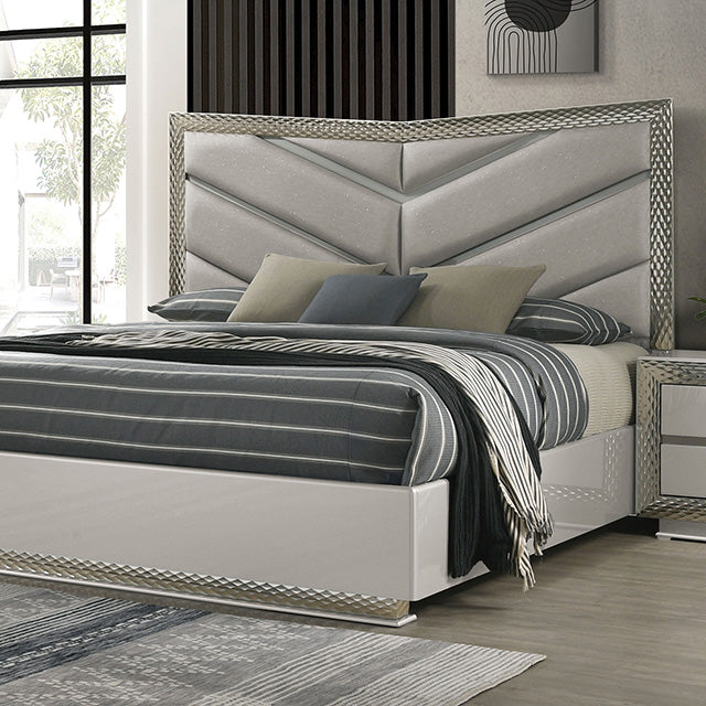 Ventnor E.King & Queen Bed - Furniture 4 Less Outlet (Salinas,CA)